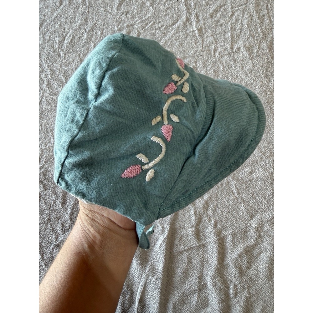 Vintage 1950s Baby Bonnet Teal Blue Green Embroidered Hook & Eye Lined EXCELLENT
